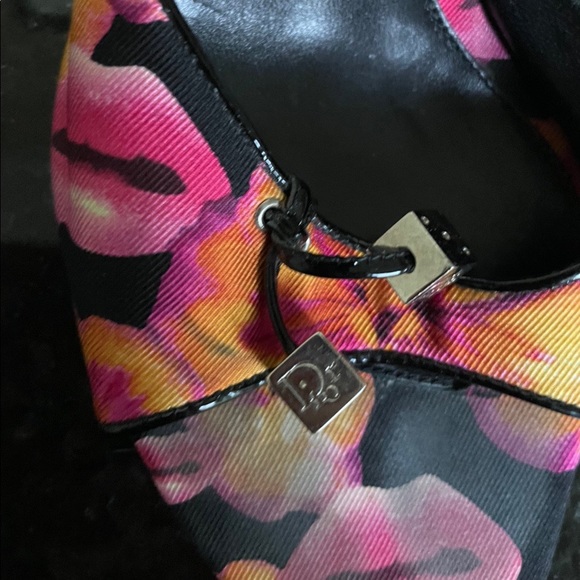 super stylish dior open-toe heels!! 💐 - Picture 1 of 4